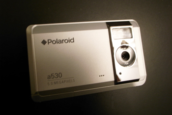 Polaroid a530が当たりました。